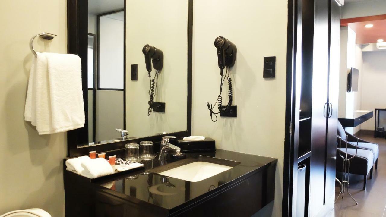 Amelie Hotel Manila Exteriér fotografie